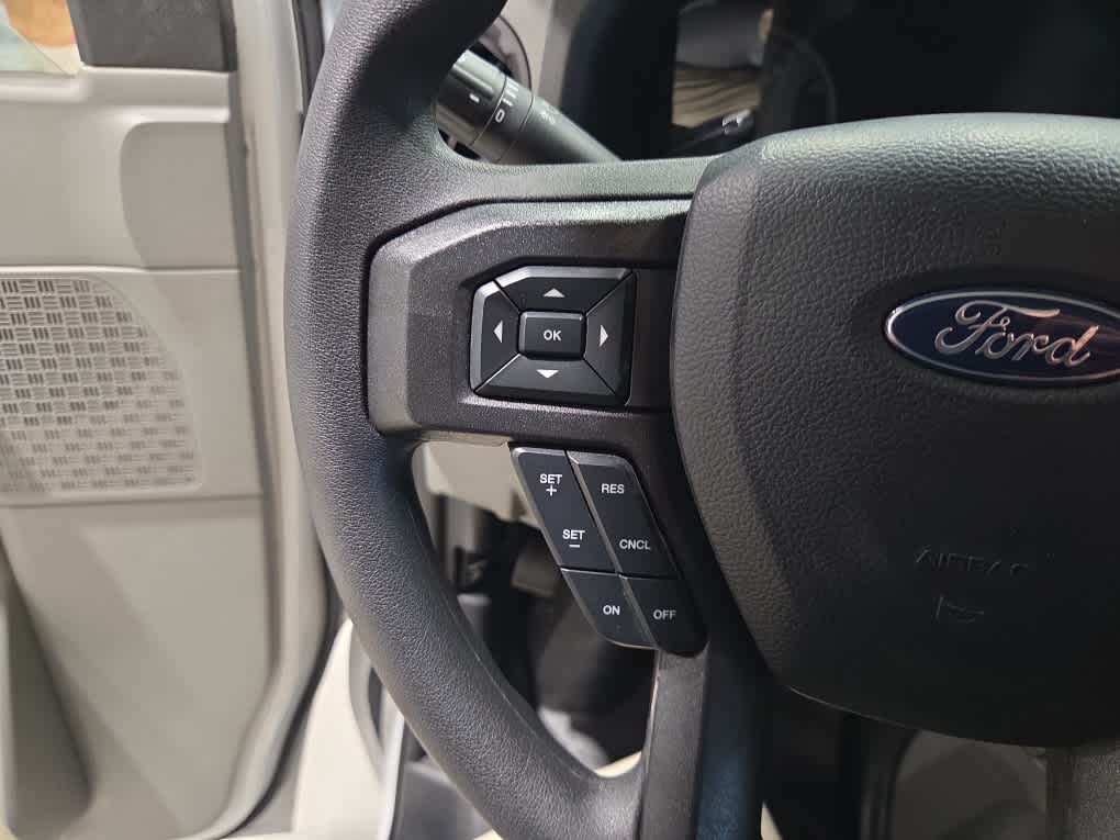 2026 Ford E-Series Cutaway Base