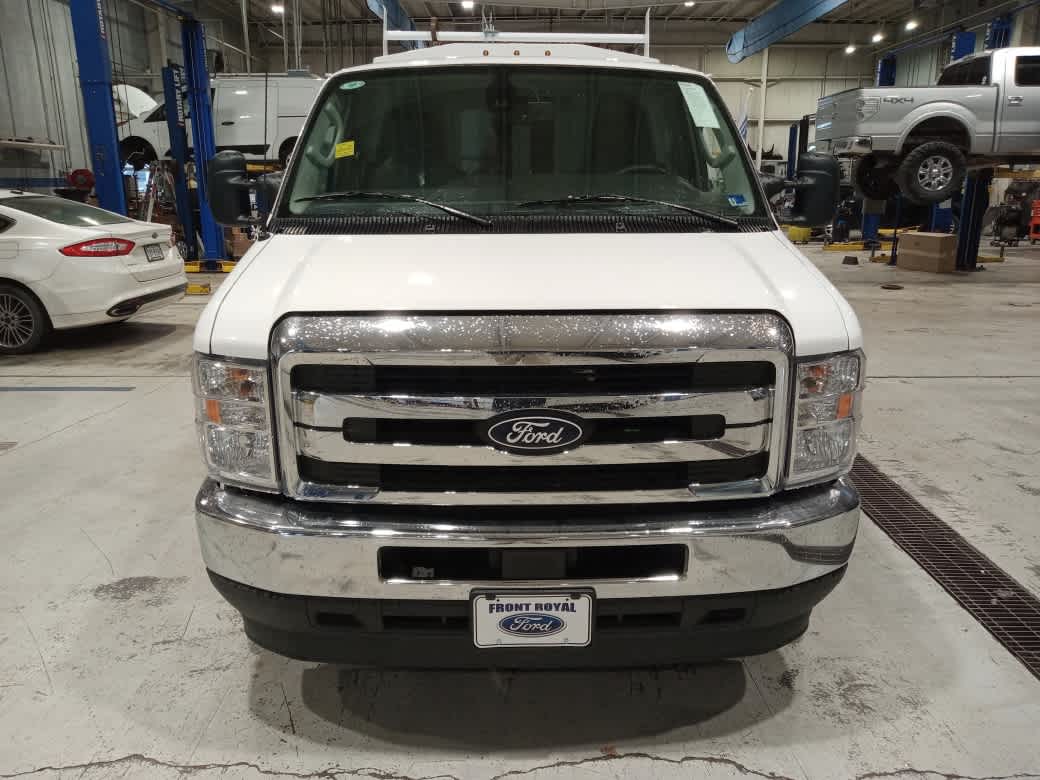 2026 Ford E-Series Cutaway Base