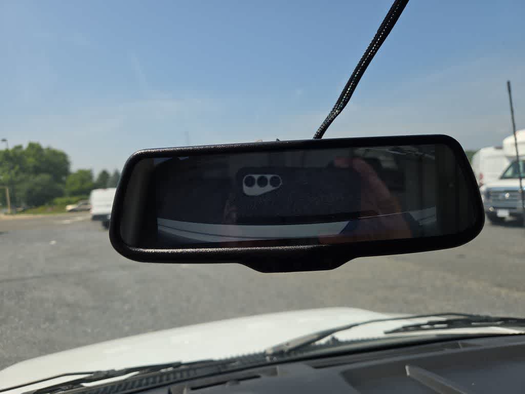 2024 Ford E-Series Cutaway Base