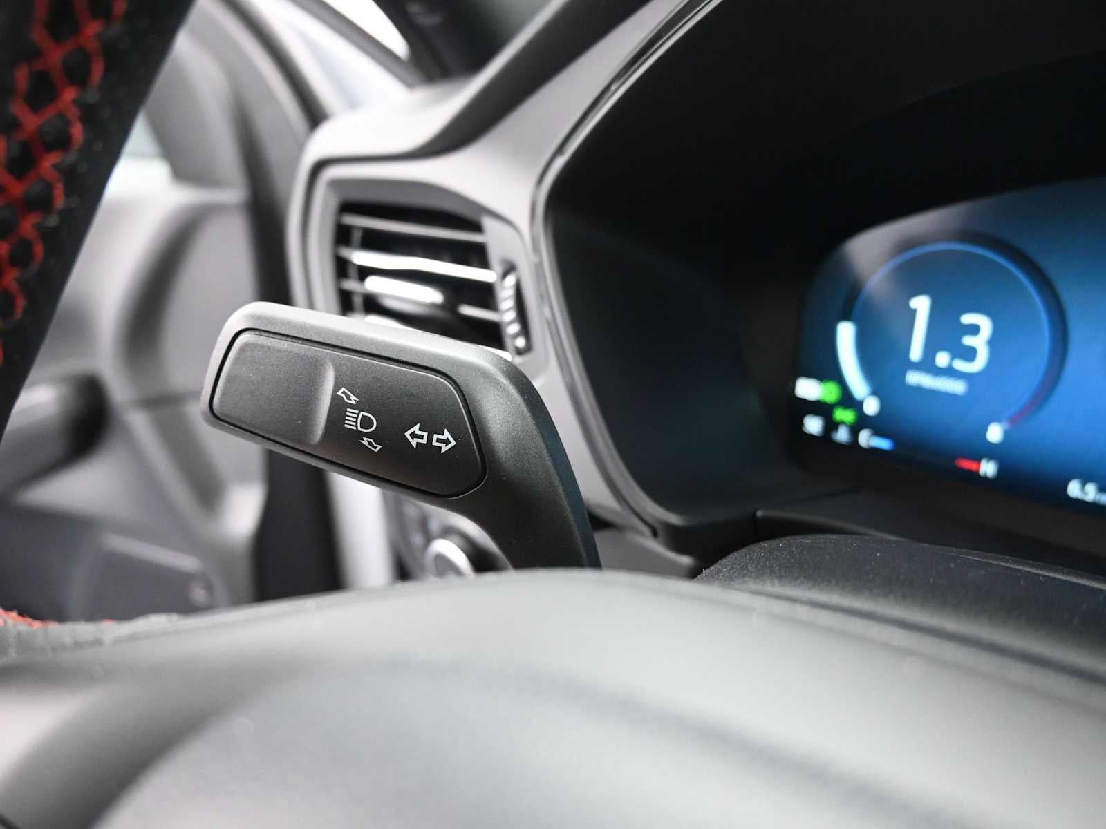 2026 Ford Escape ST-Line Elite