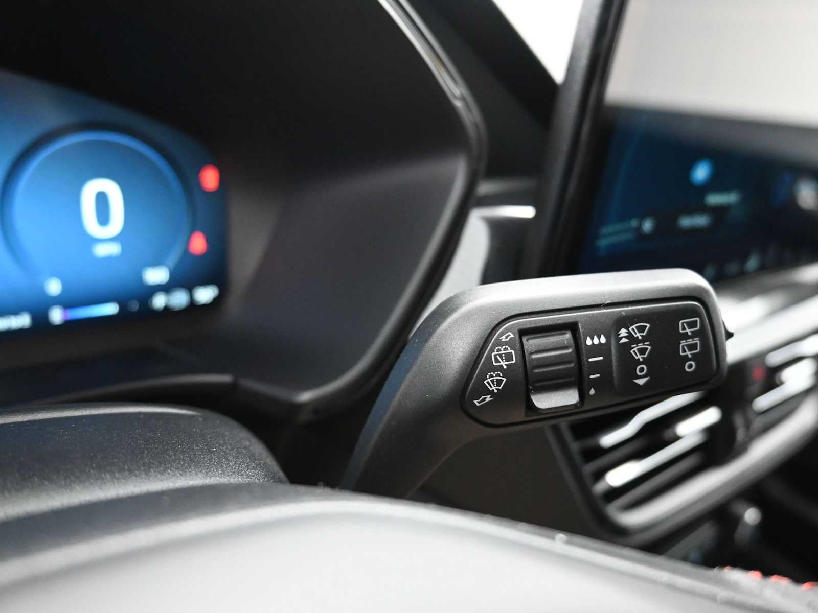 2026 Ford Escape ST-Line Elite