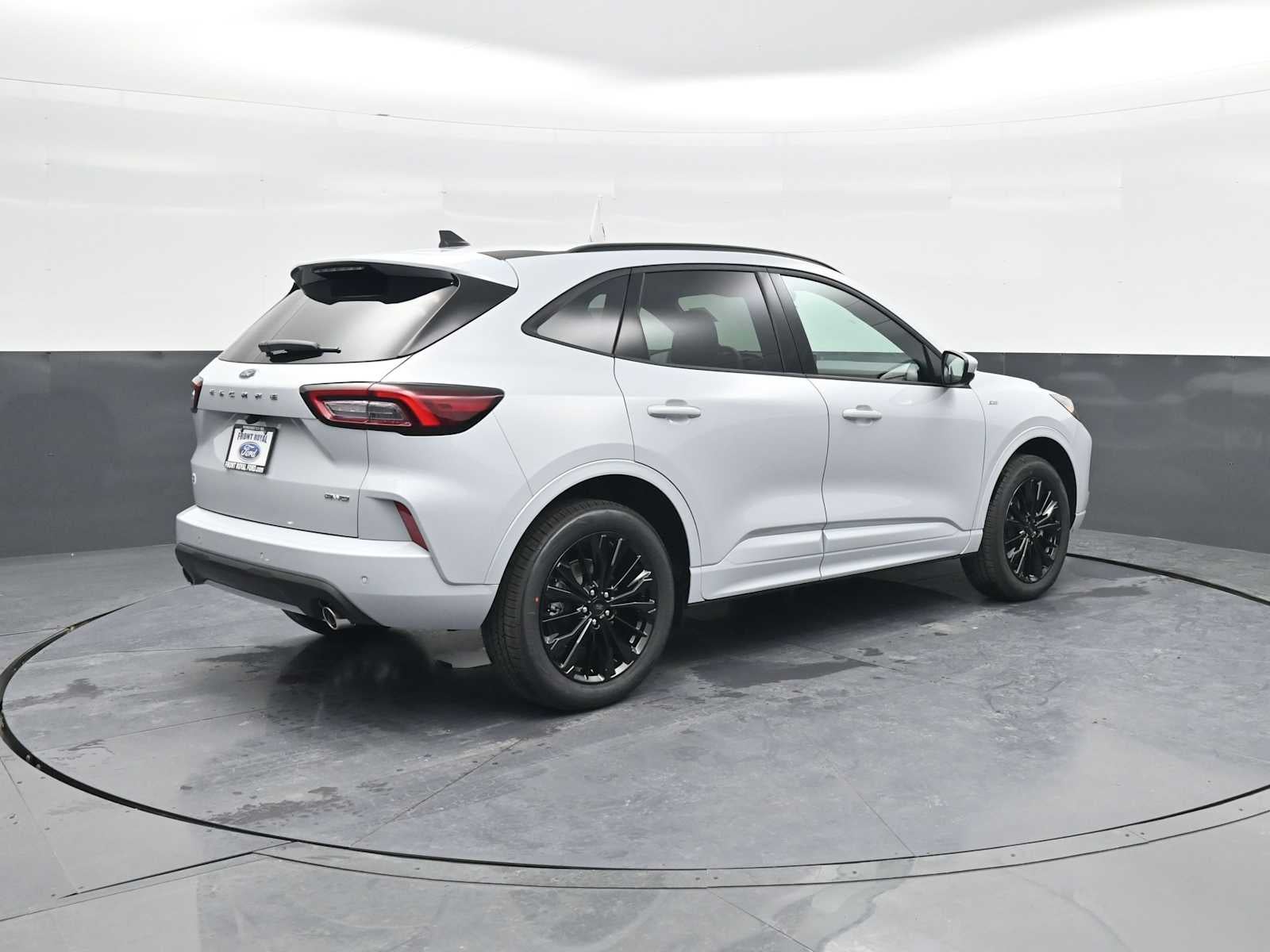 2026 Ford Escape ST-Line Elite