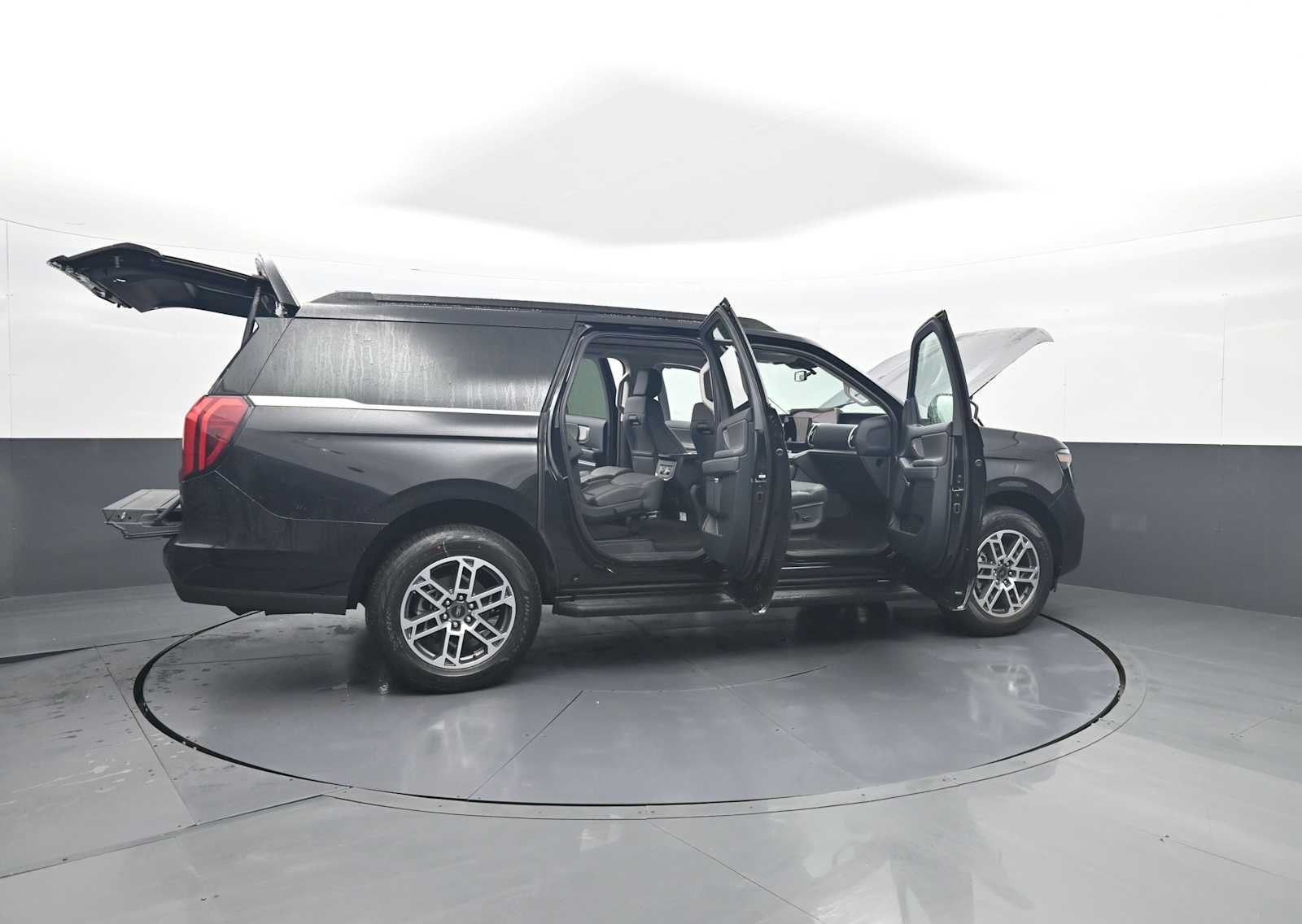 2026 Ford Expedition Max Active