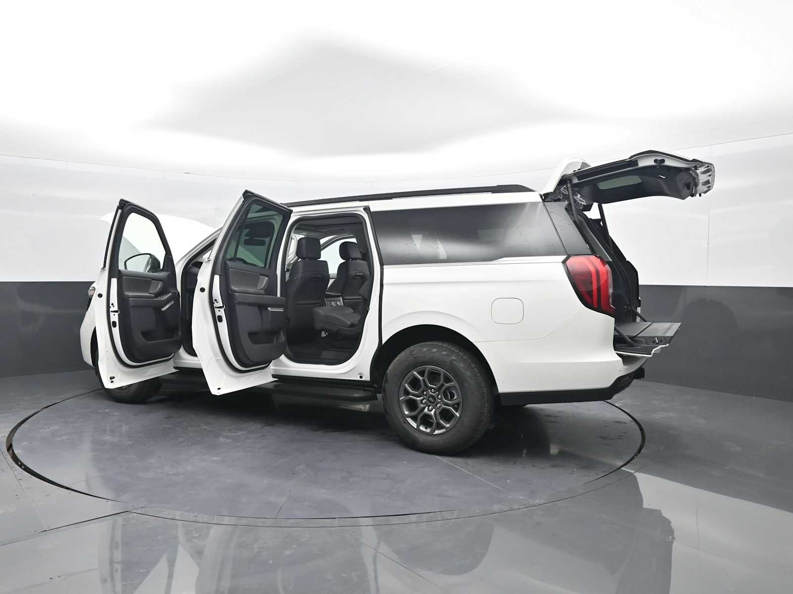 2026 Ford Expedition Max Active
