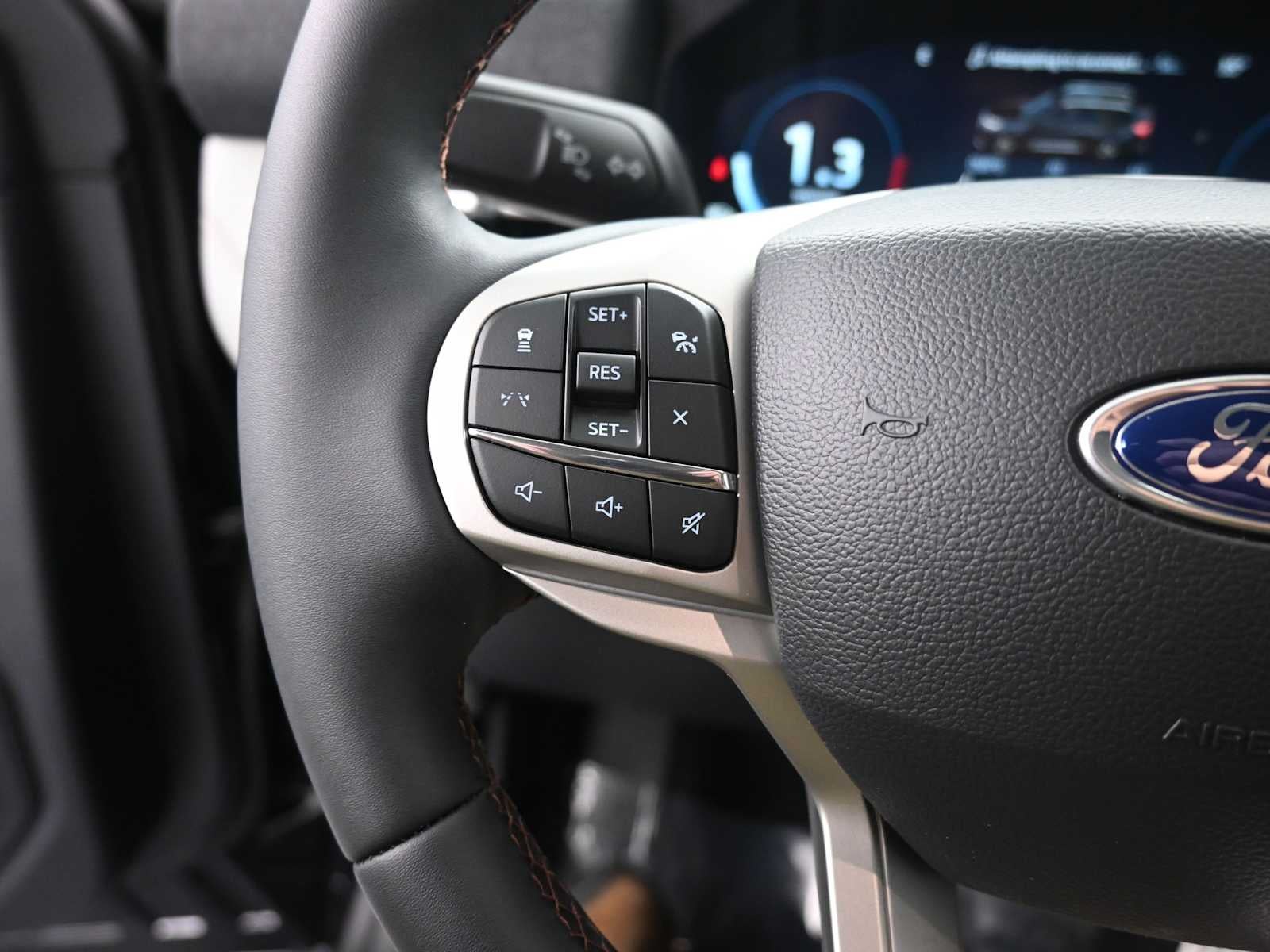 2026 Ford Explorer Active w/100A Pkg