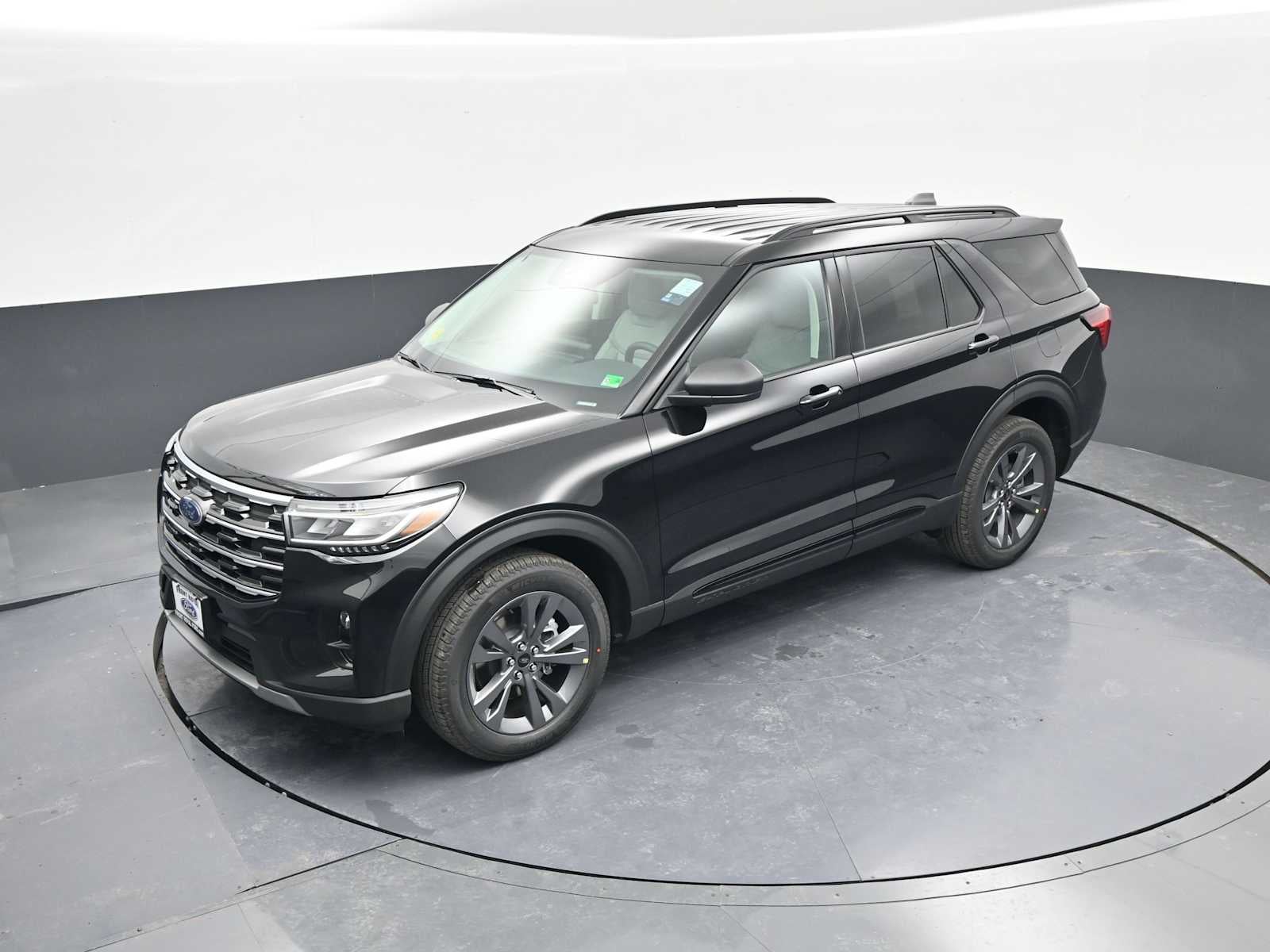 2026 Ford Explorer Active w/100A Pkg