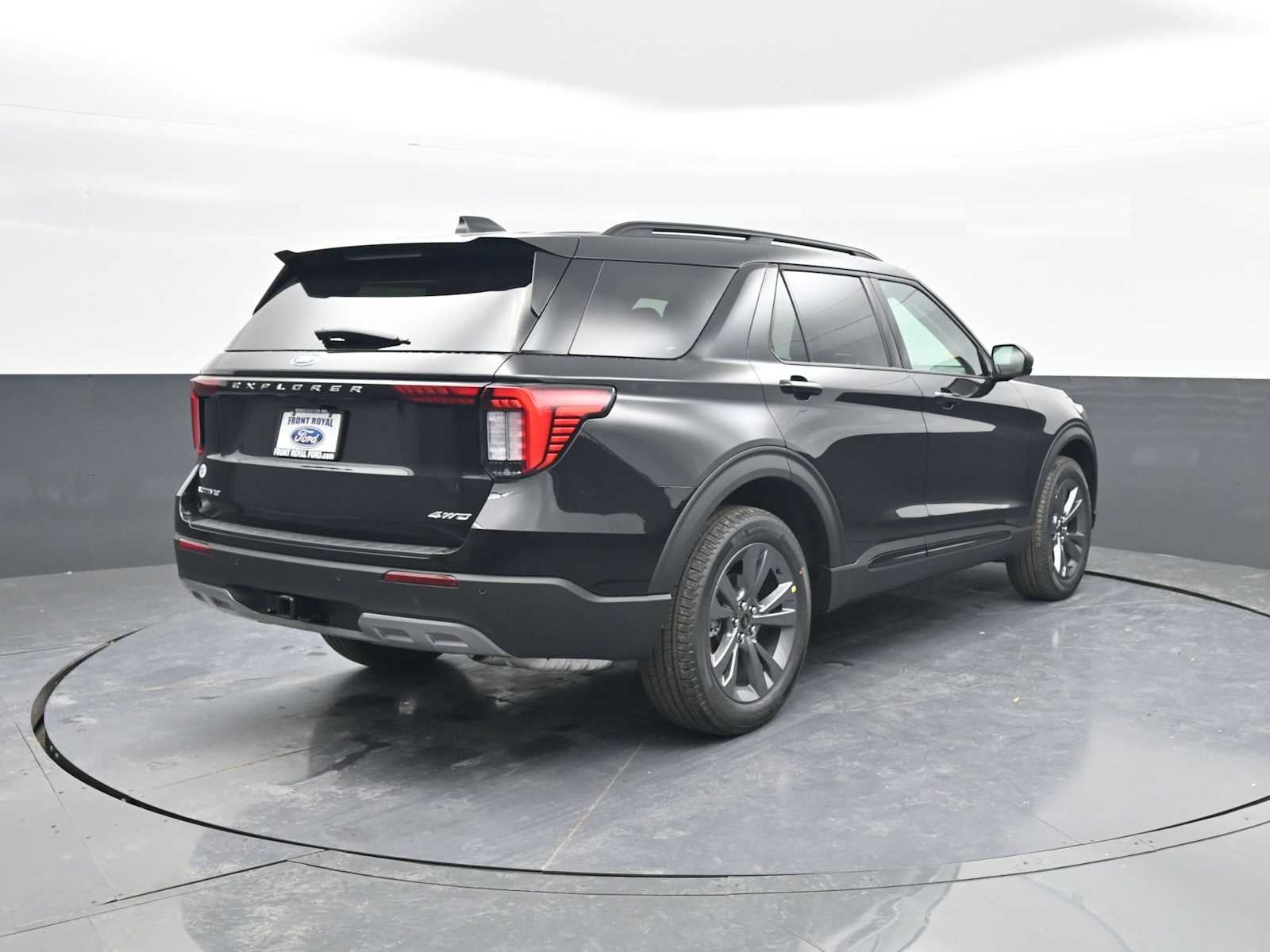 2026 Ford Explorer Active w/100A Pkg