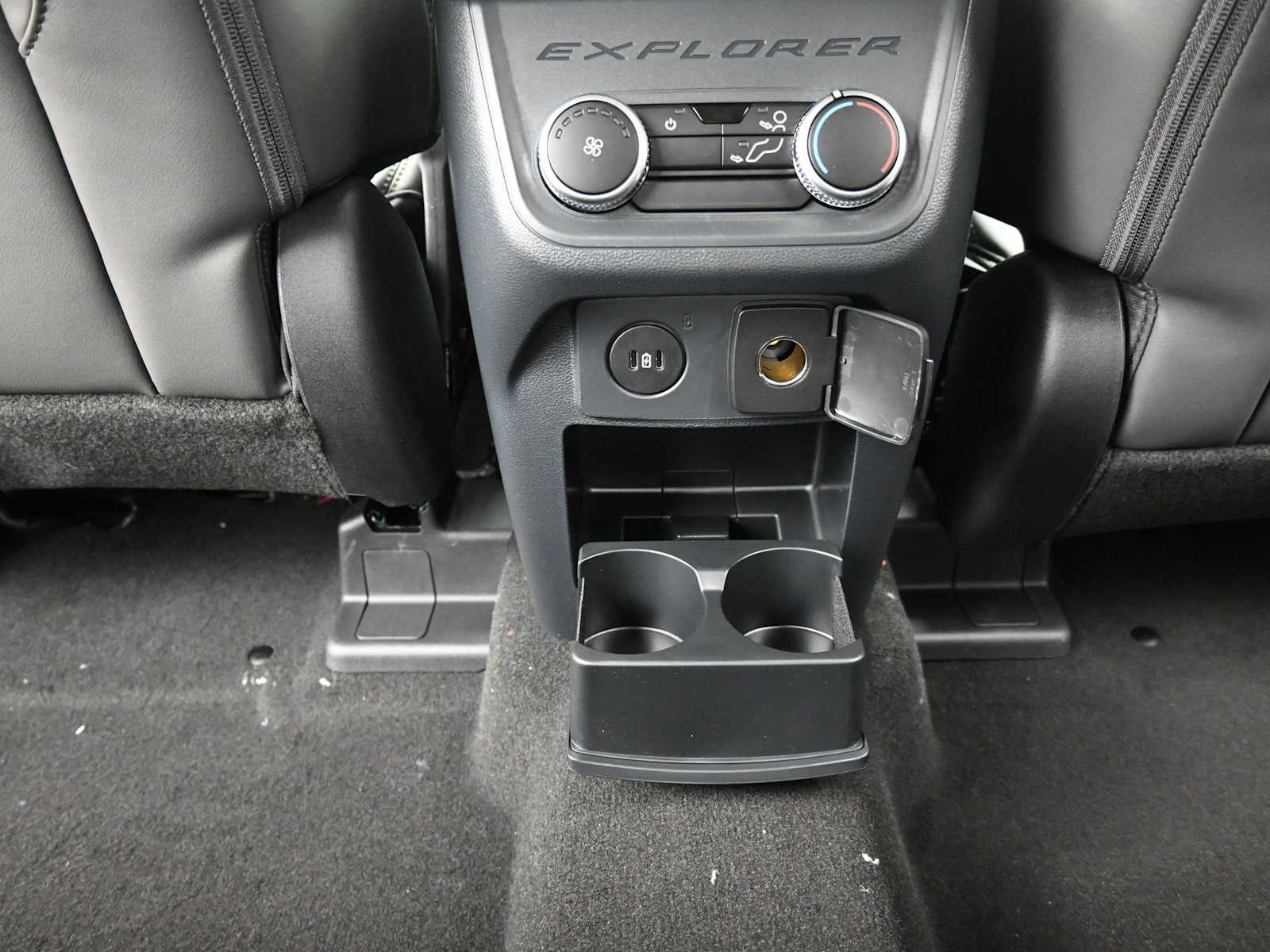 2026 Ford Explorer Base