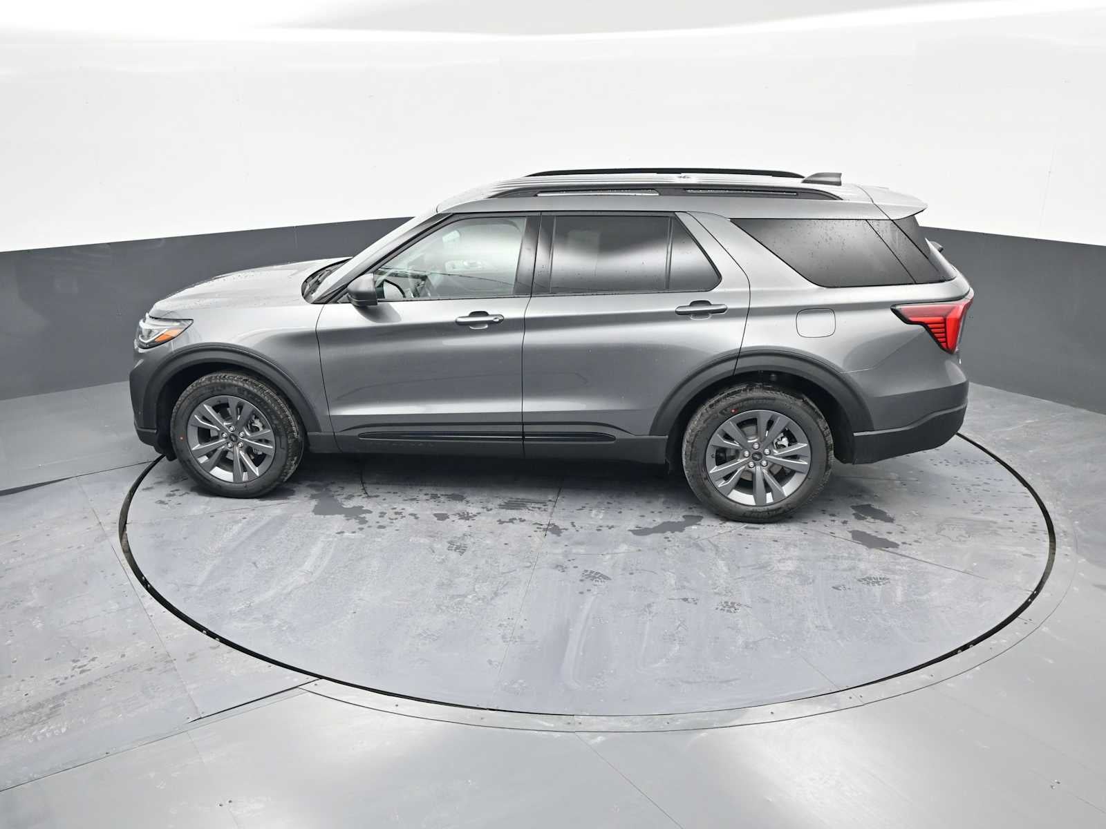 2026 Ford Explorer Base