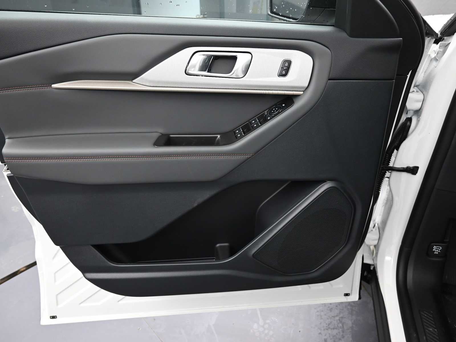 2026 Ford Explorer Base