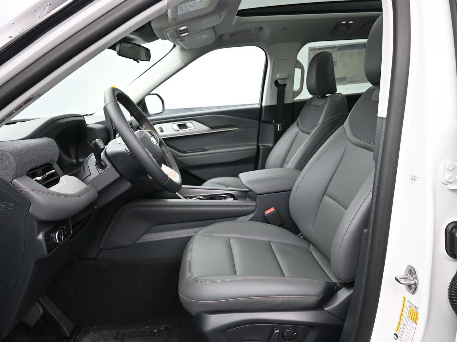 2026 Ford Explorer Base