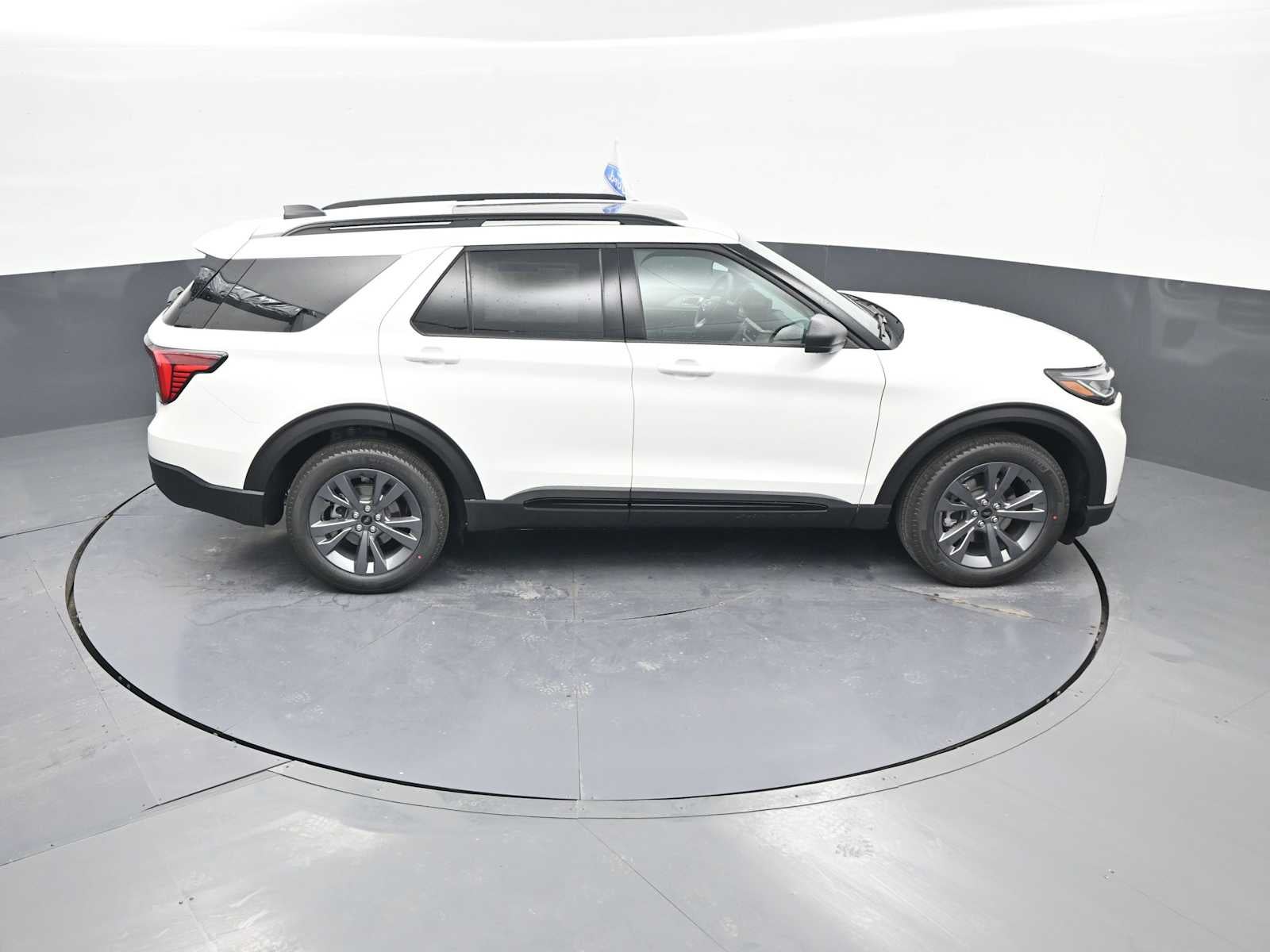 2026 Ford Explorer Base