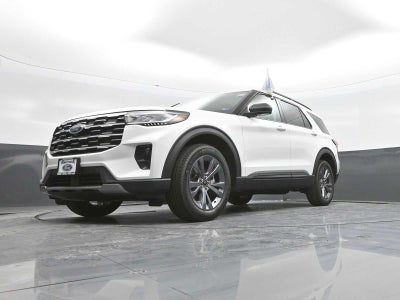 2026 Ford Explorer Base