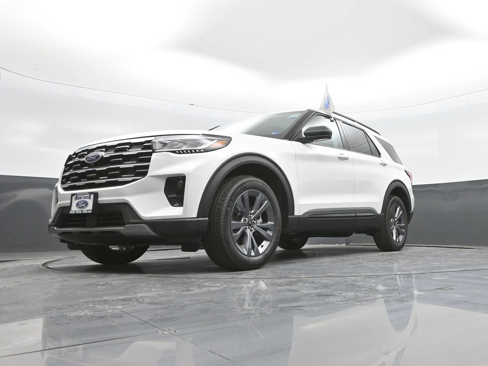 2026 Ford Explorer Base