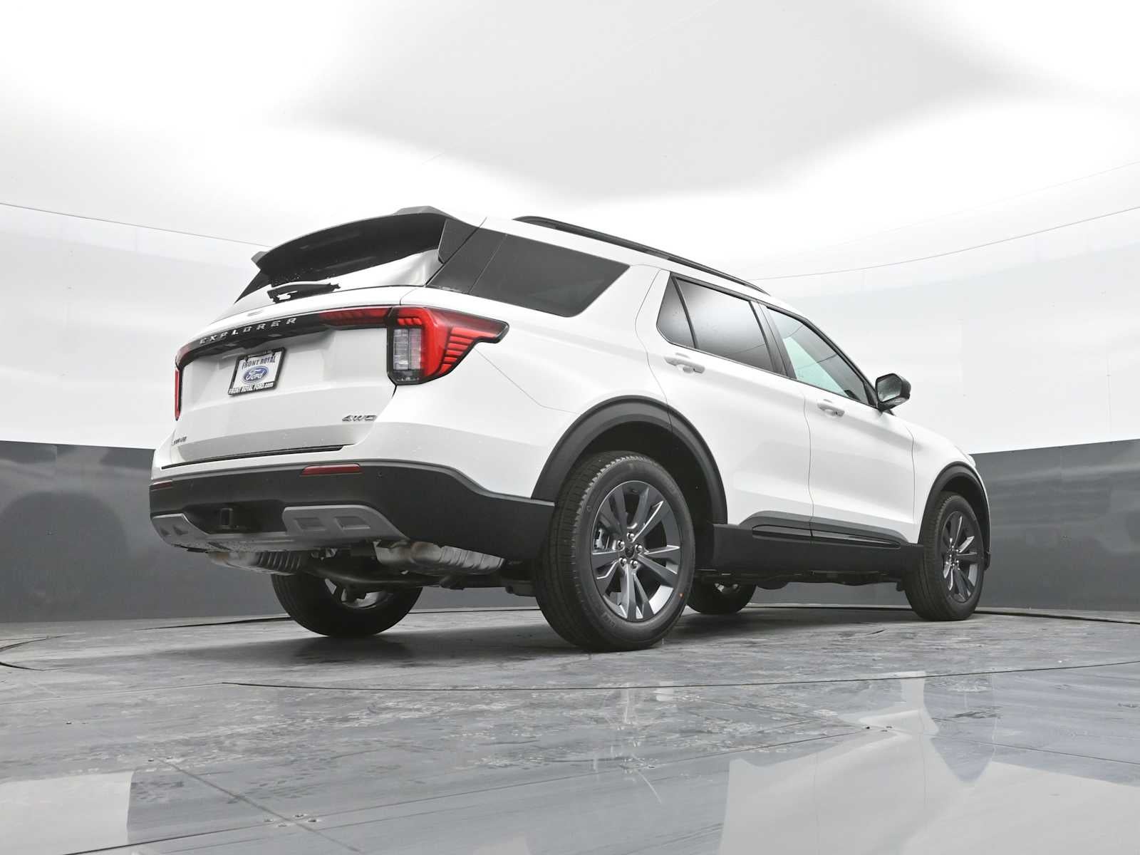 2026 Ford Explorer Base