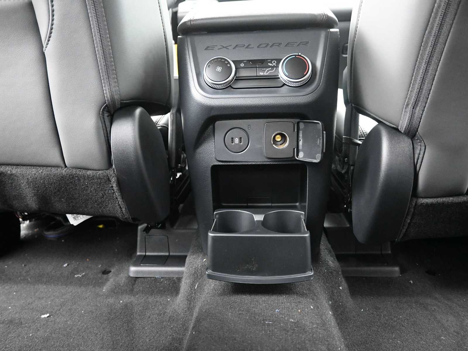 2026 Ford Explorer Active w/100A Pkg