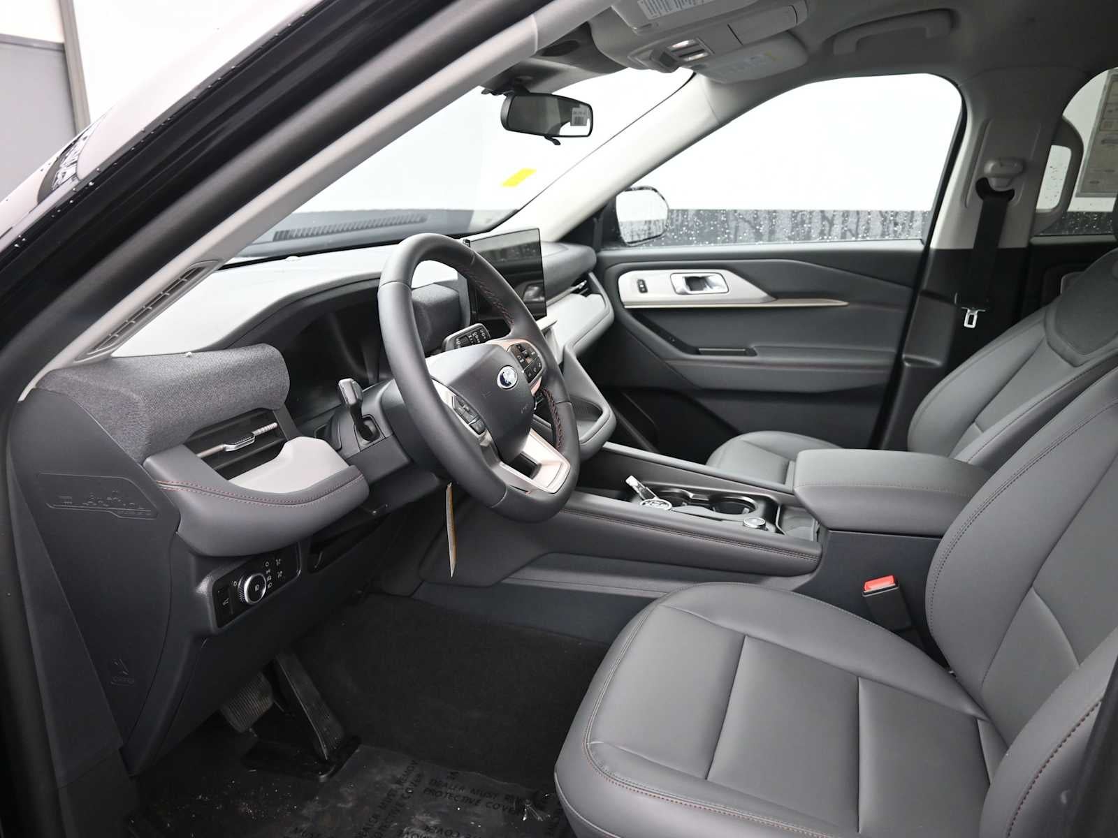 2026 Ford Explorer Active w/100A Pkg