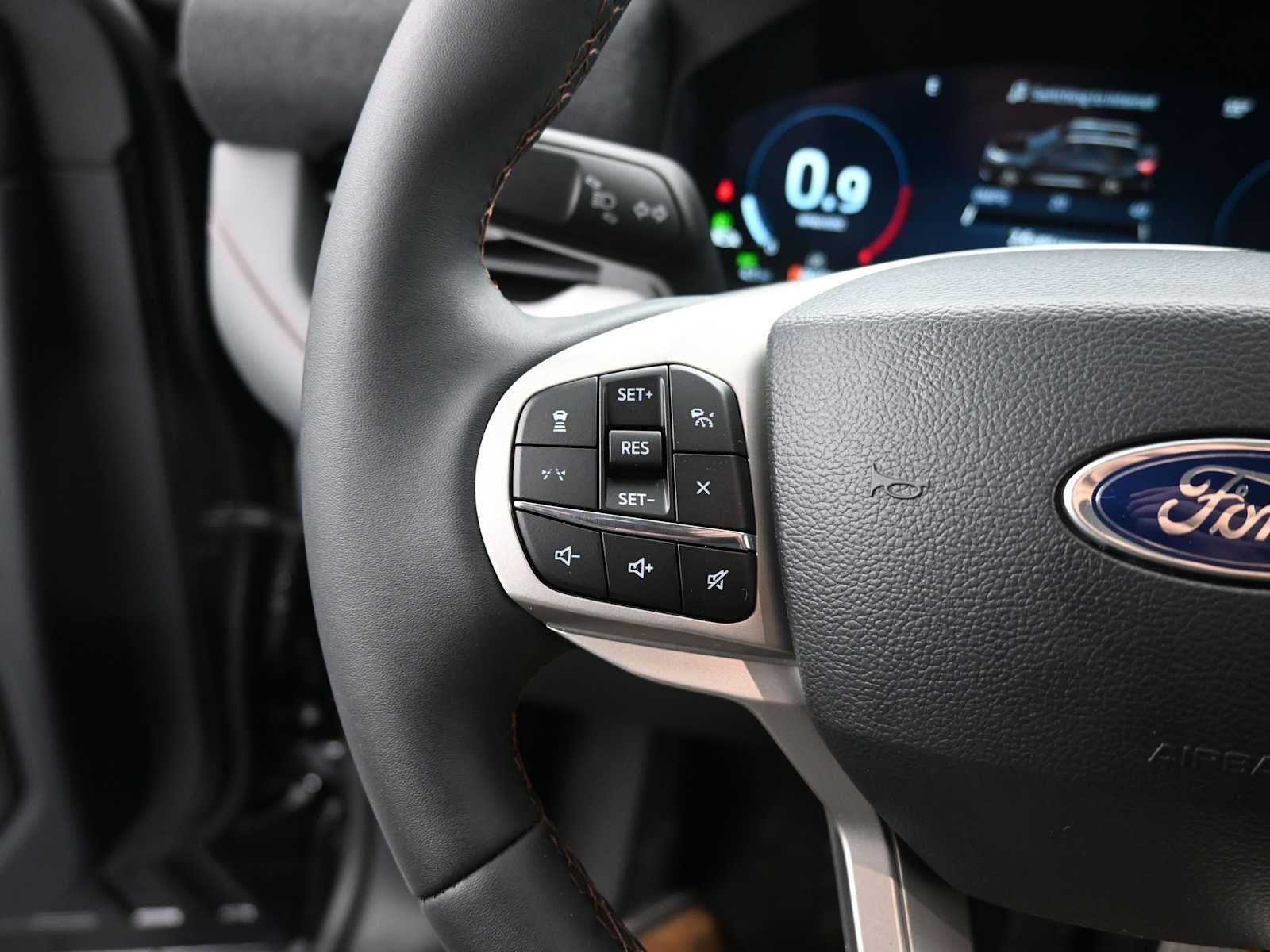 2026 Ford Explorer Active w/100A Pkg