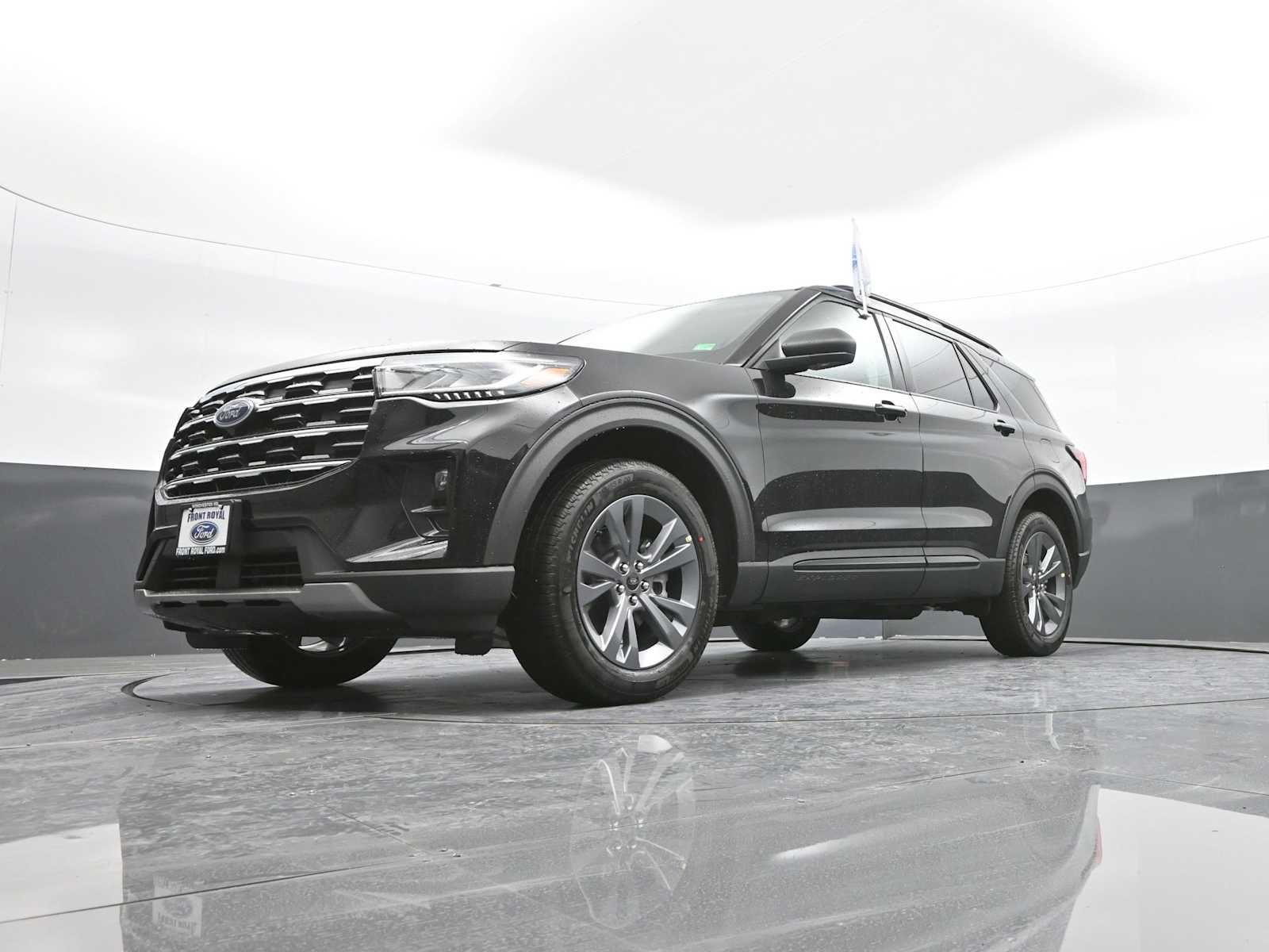 2026 Ford Explorer Active w/100A Pkg
