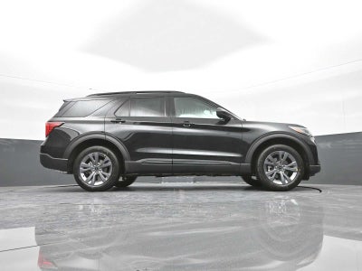 2026 Ford Explorer Active w/100A Pkg