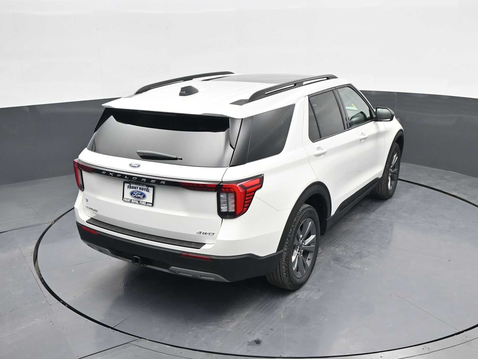 2026 Ford Explorer Active w/200A Pkg