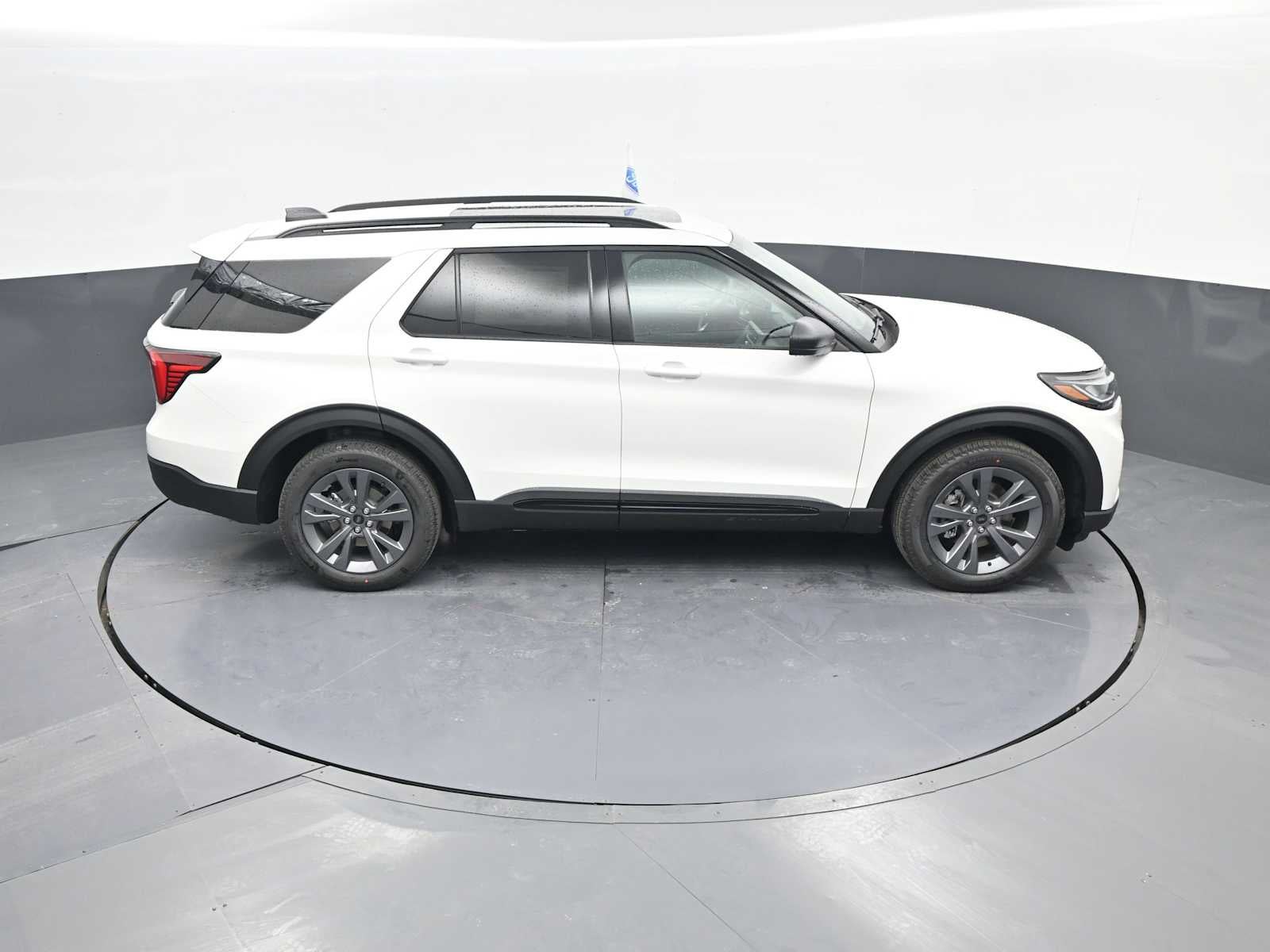 2026 Ford Explorer Base