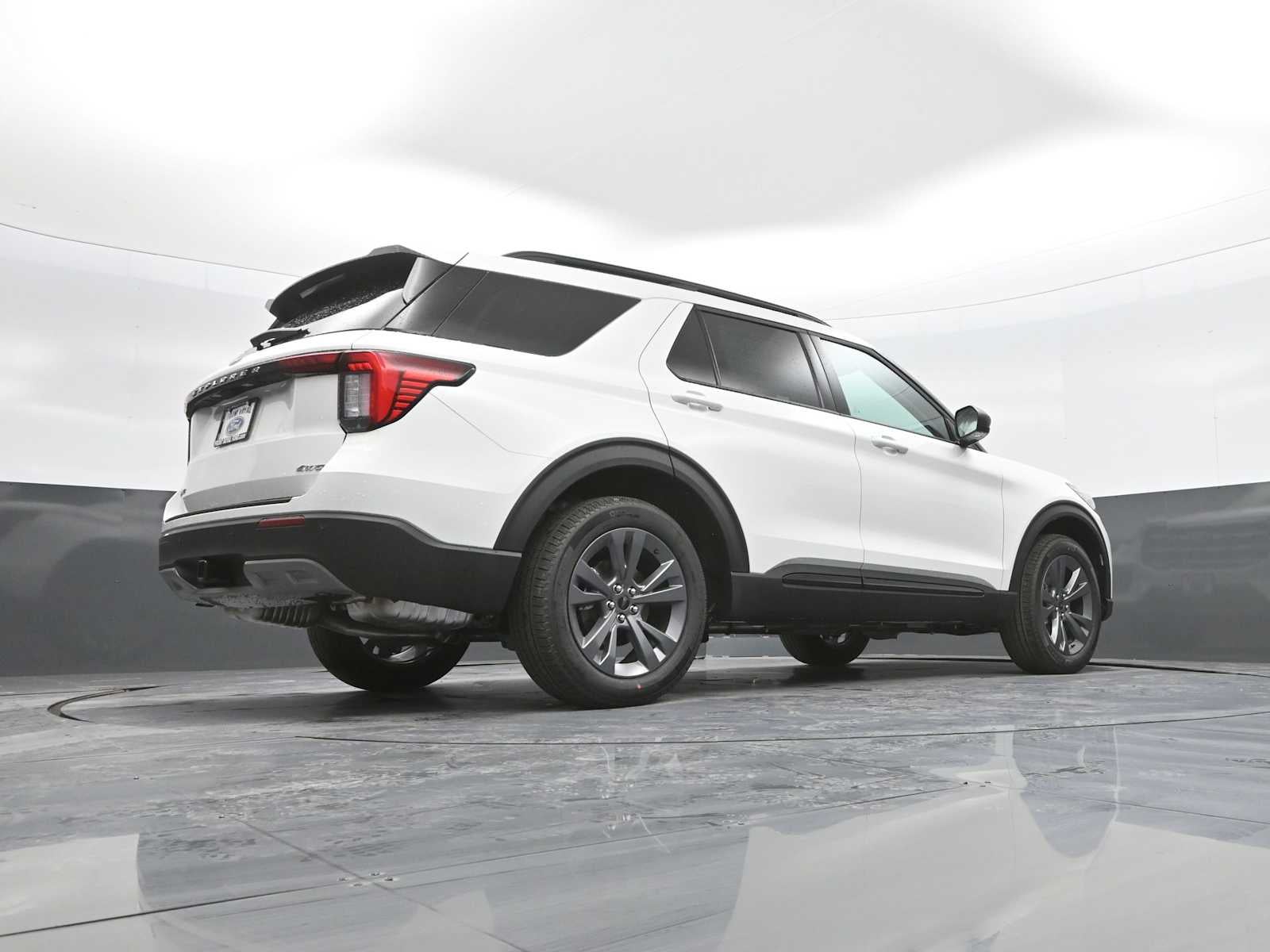 2026 Ford Explorer Base