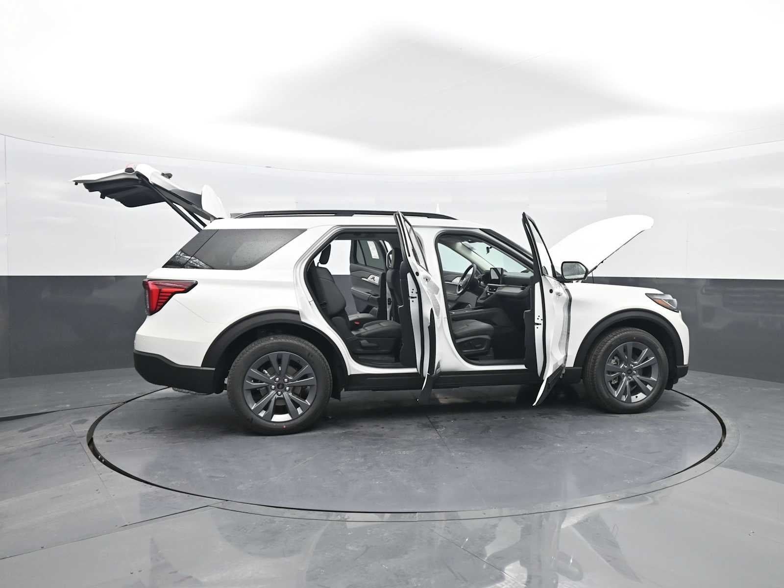 2026 Ford Explorer Base