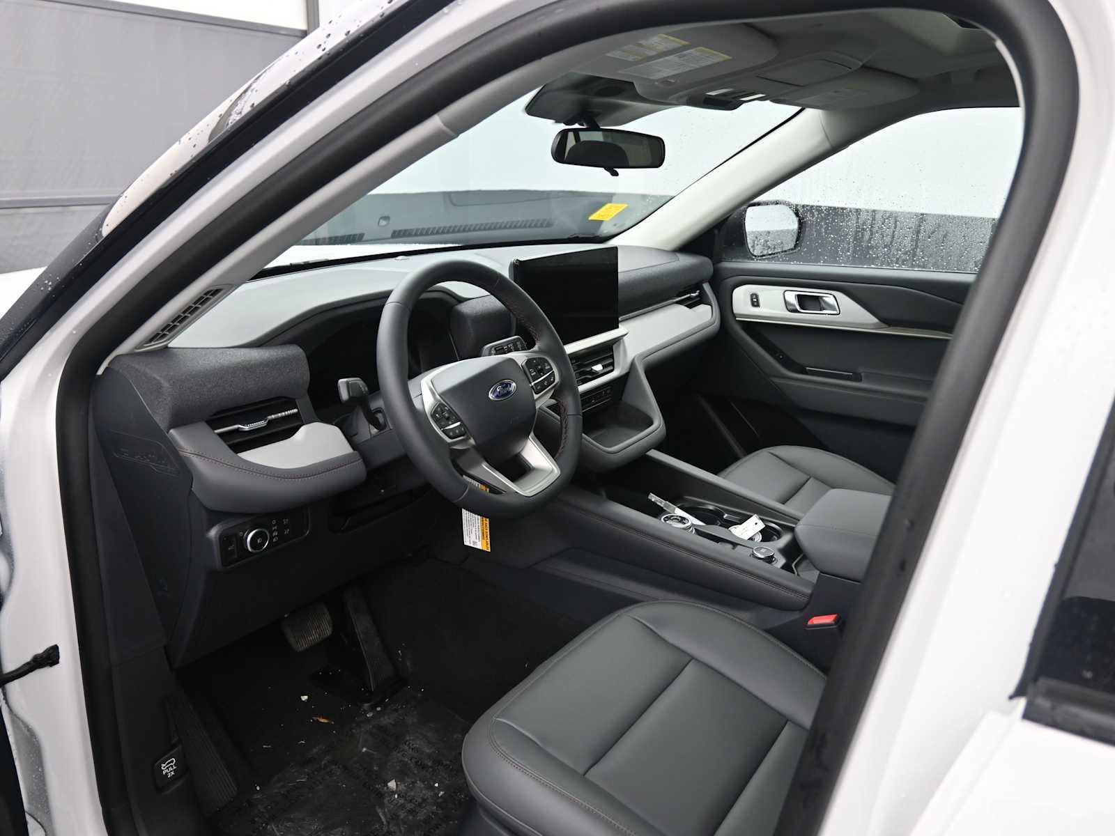 2026 Ford Explorer Active w/100A Pkg