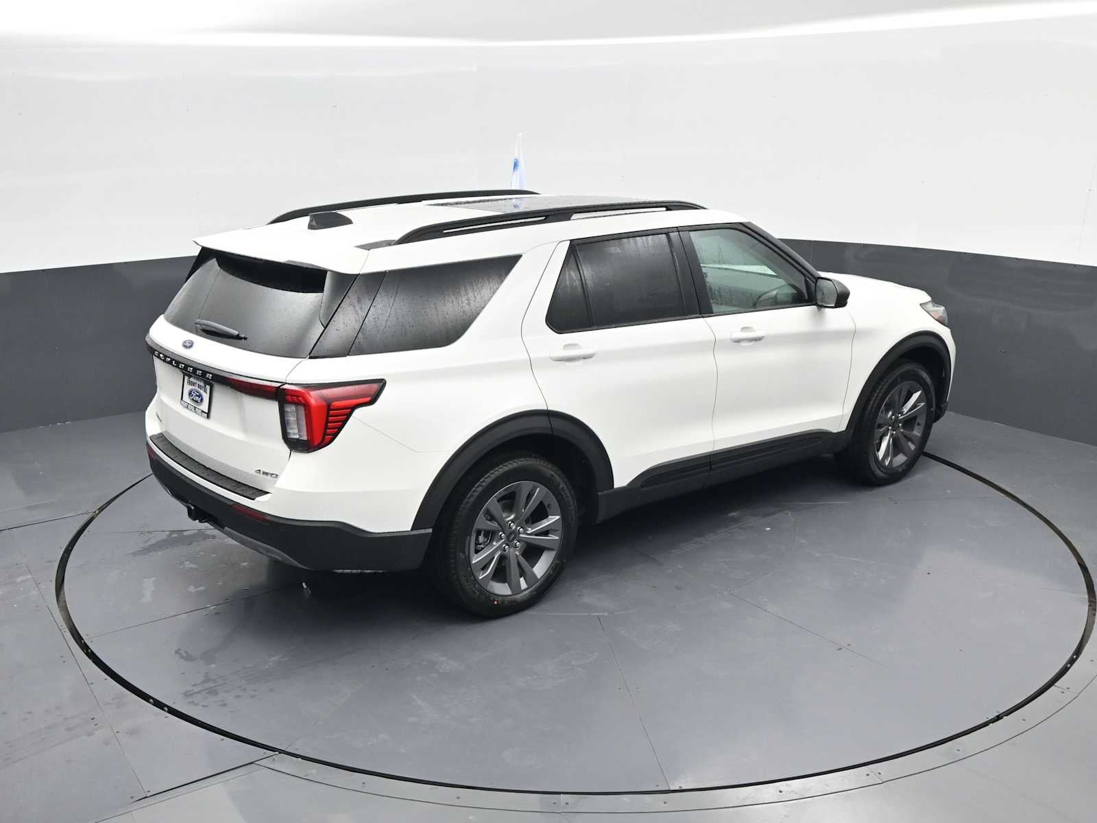 2026 Ford Explorer Active w/100A Pkg