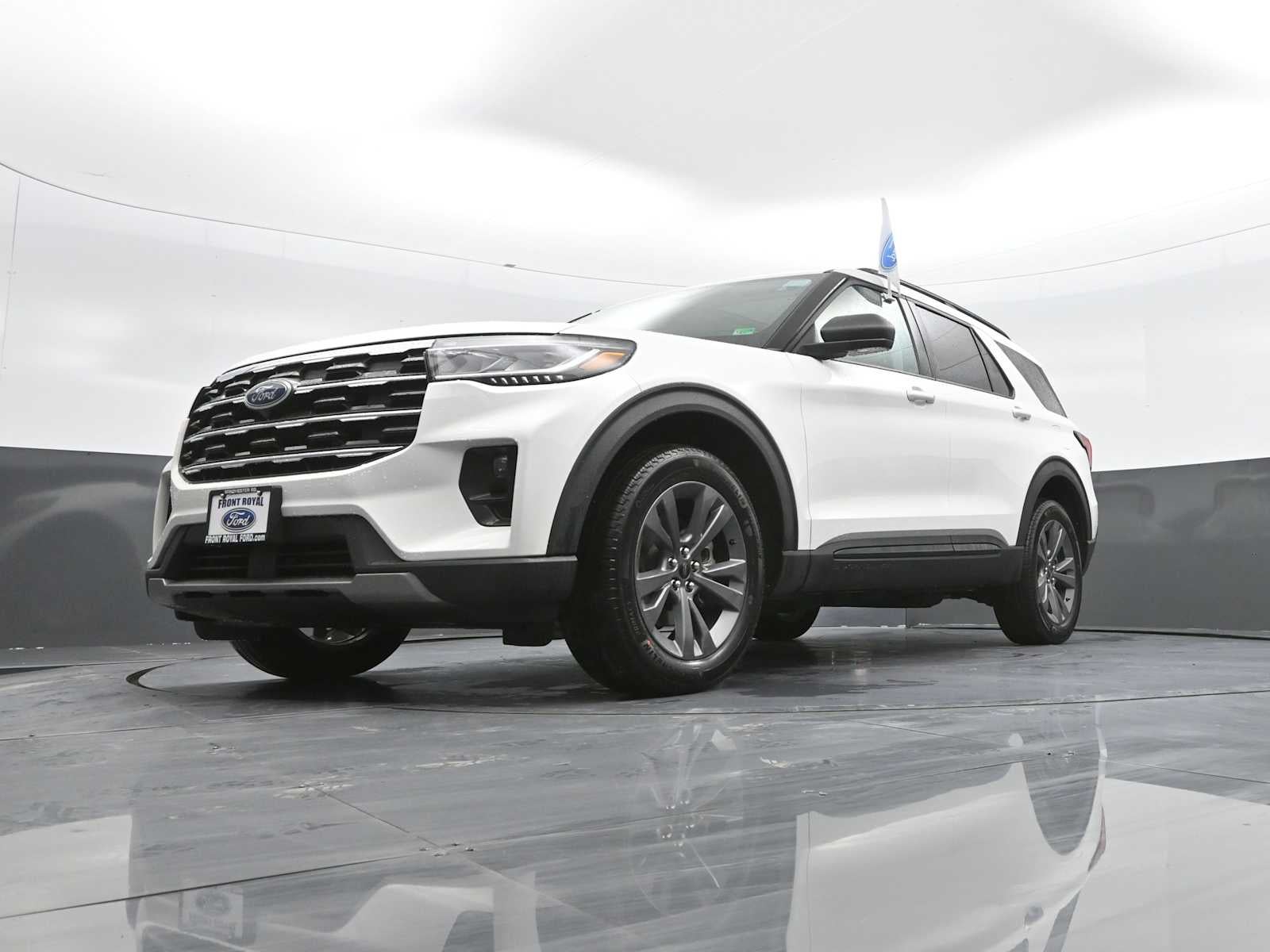 2026 Ford Explorer Active w/100A Pkg