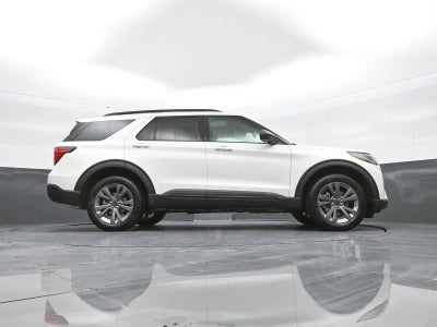 2026 Ford Explorer Active w/100A Pkg