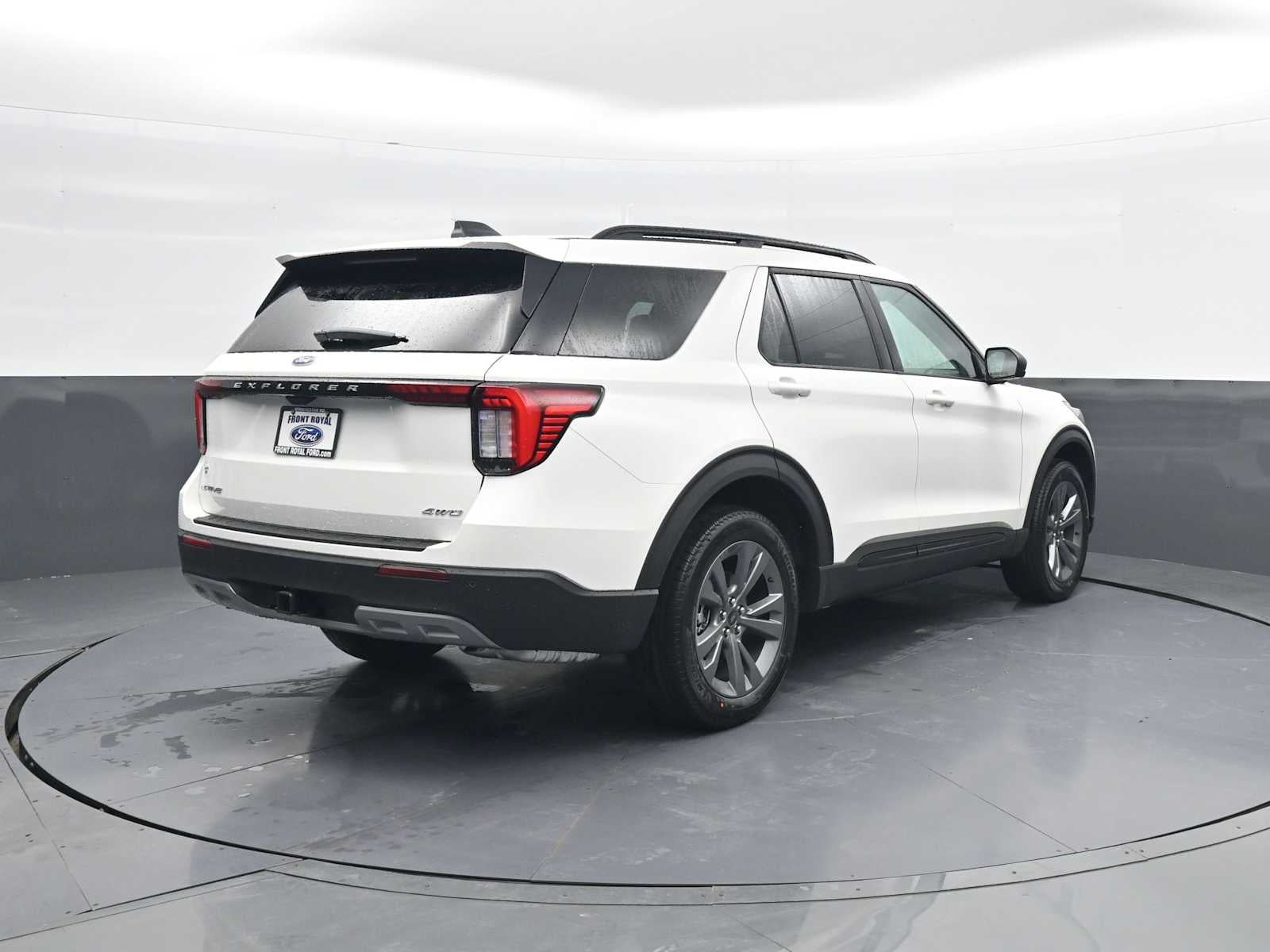2026 Ford Explorer Active w/100A Pkg