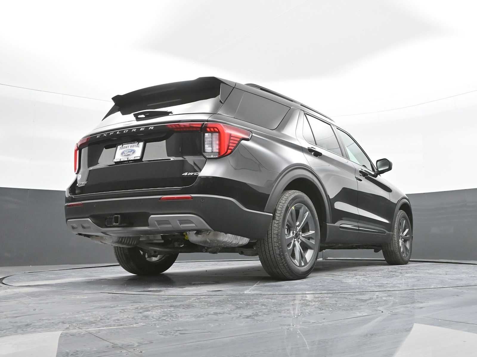 2026 Ford Explorer Active w/200A Pkg