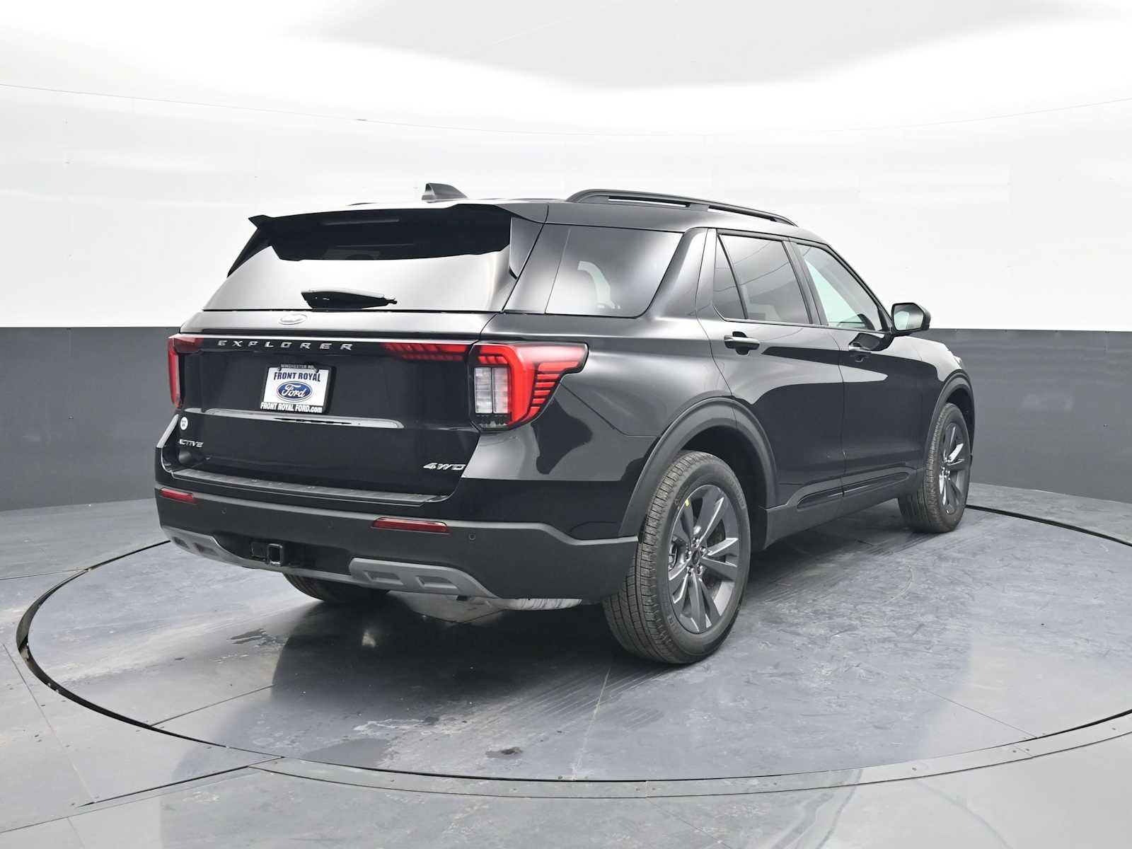 2026 Ford Explorer Active w/200A Pkg