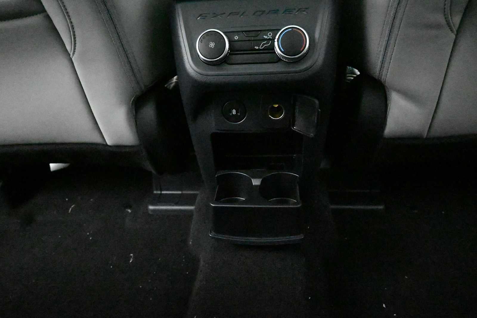 2026 Ford Explorer Base
