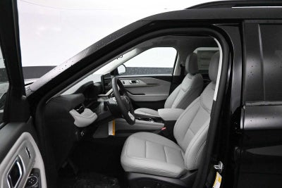 2026 Ford Explorer Base