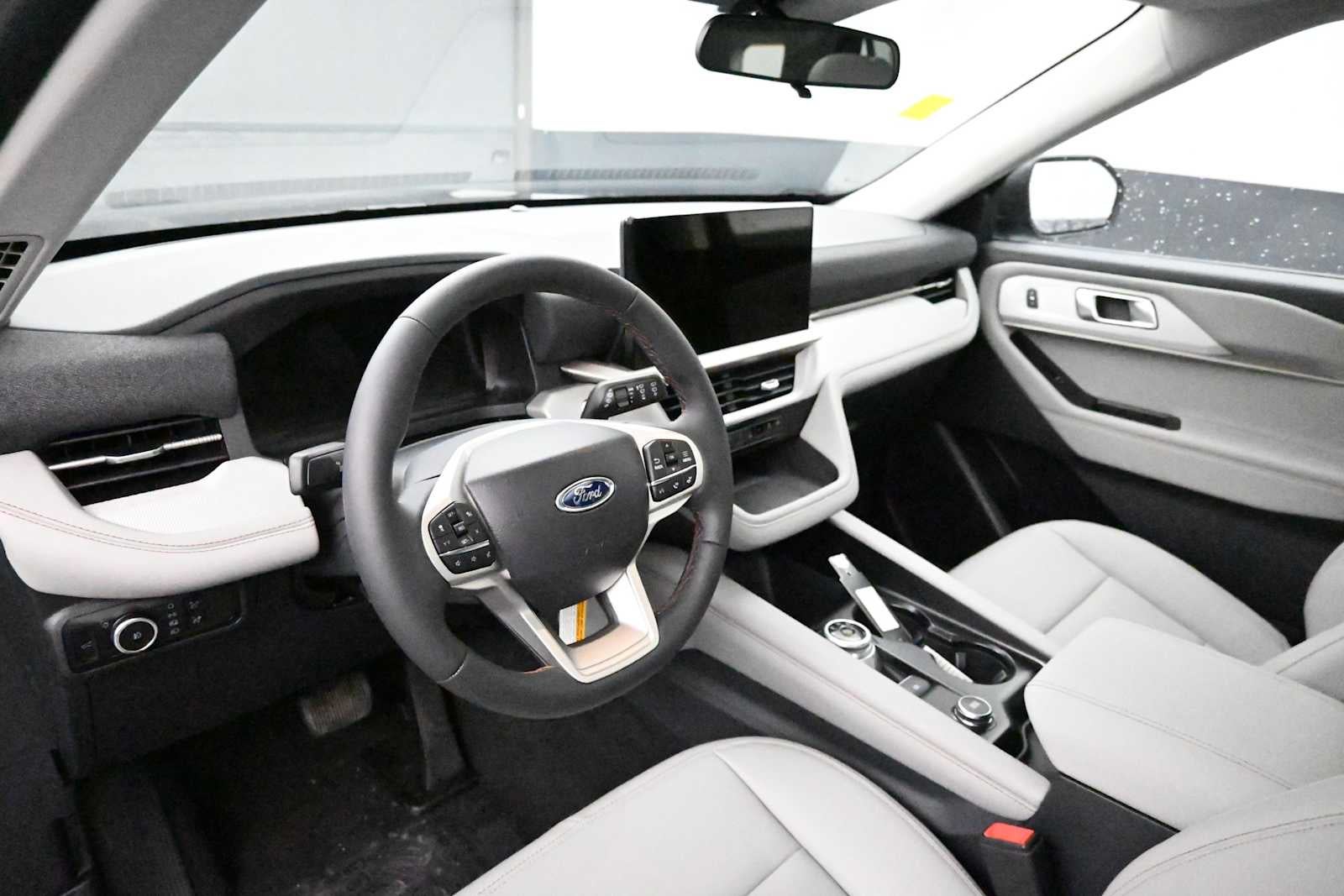 2026 Ford Explorer Base
