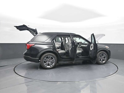 2026 Ford Explorer Base