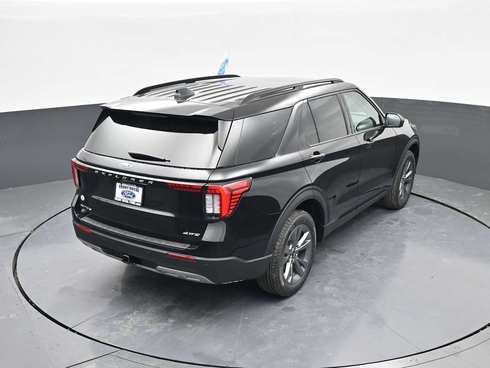 2026 Ford Explorer Active w/100A Pkg