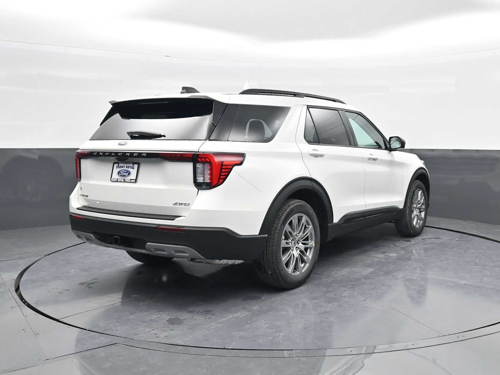 2026 Ford Explorer Active w/100A Pkg