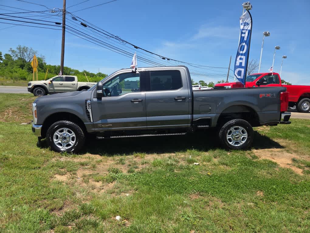 2026 Ford Super Duty F-250 SRW XLT