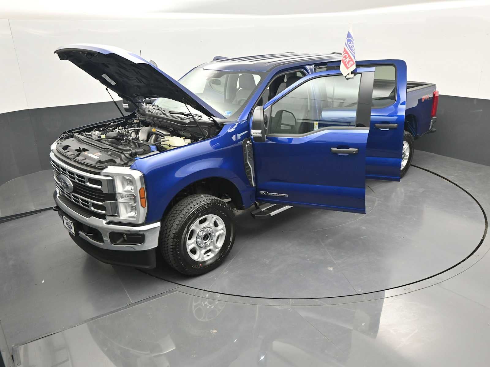 2026 Ford Super Duty F-250 SRW XLT