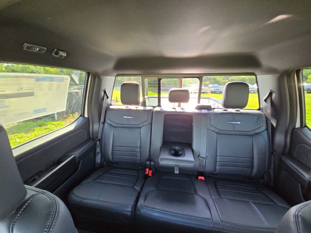 2026 Ford Super Duty F-250 SRW Platinum
