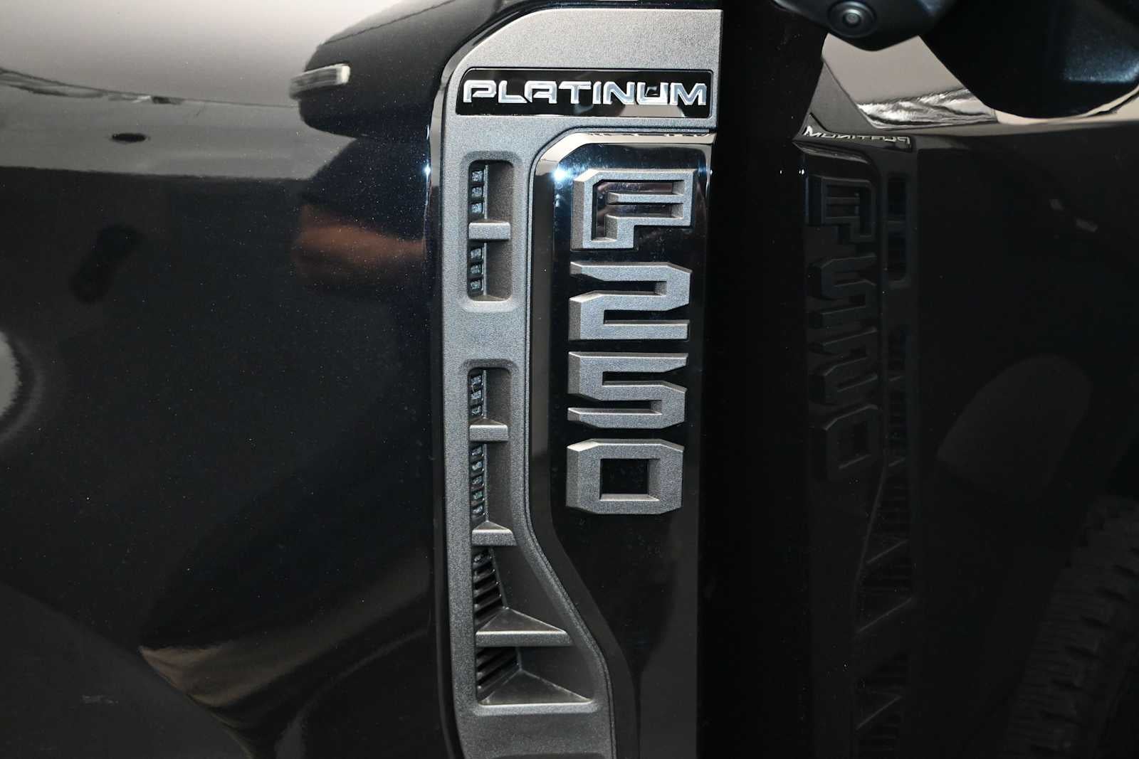 2026 Ford Super Duty F-250 SRW Platinum