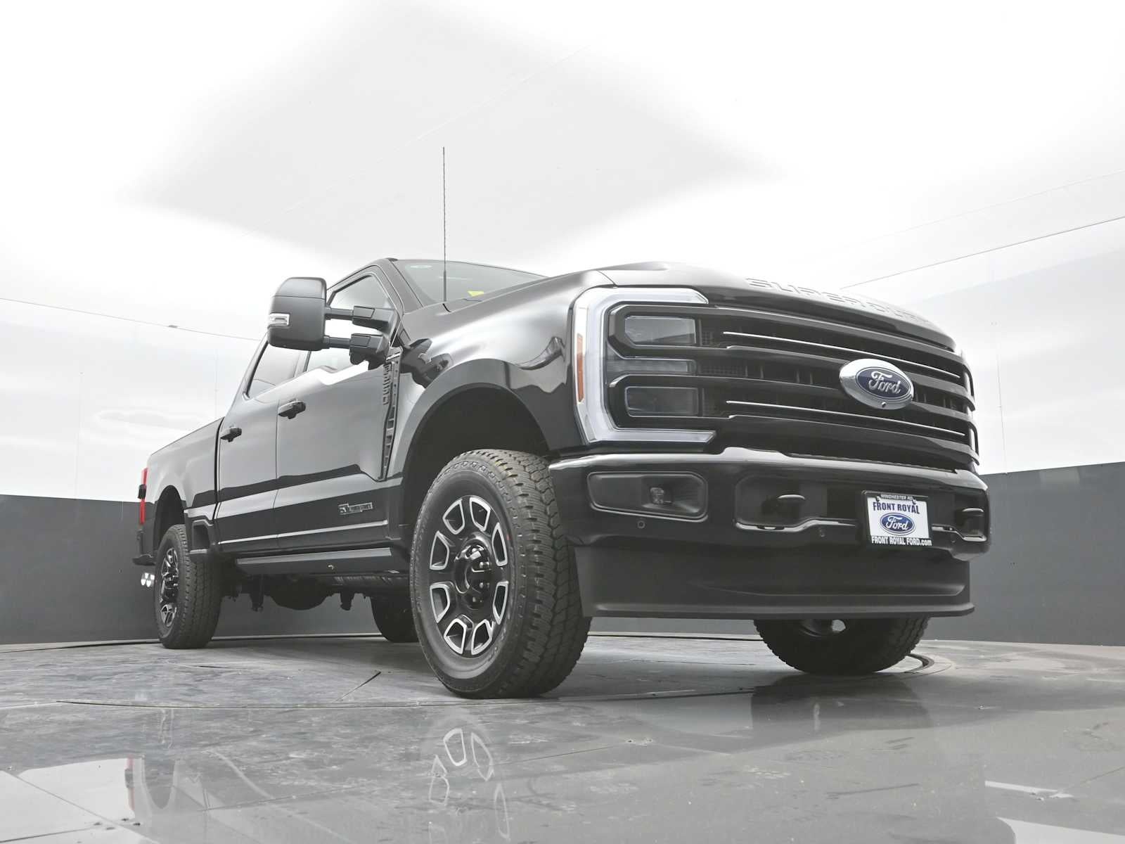 2026 Ford Super Duty F-250 SRW Platinum