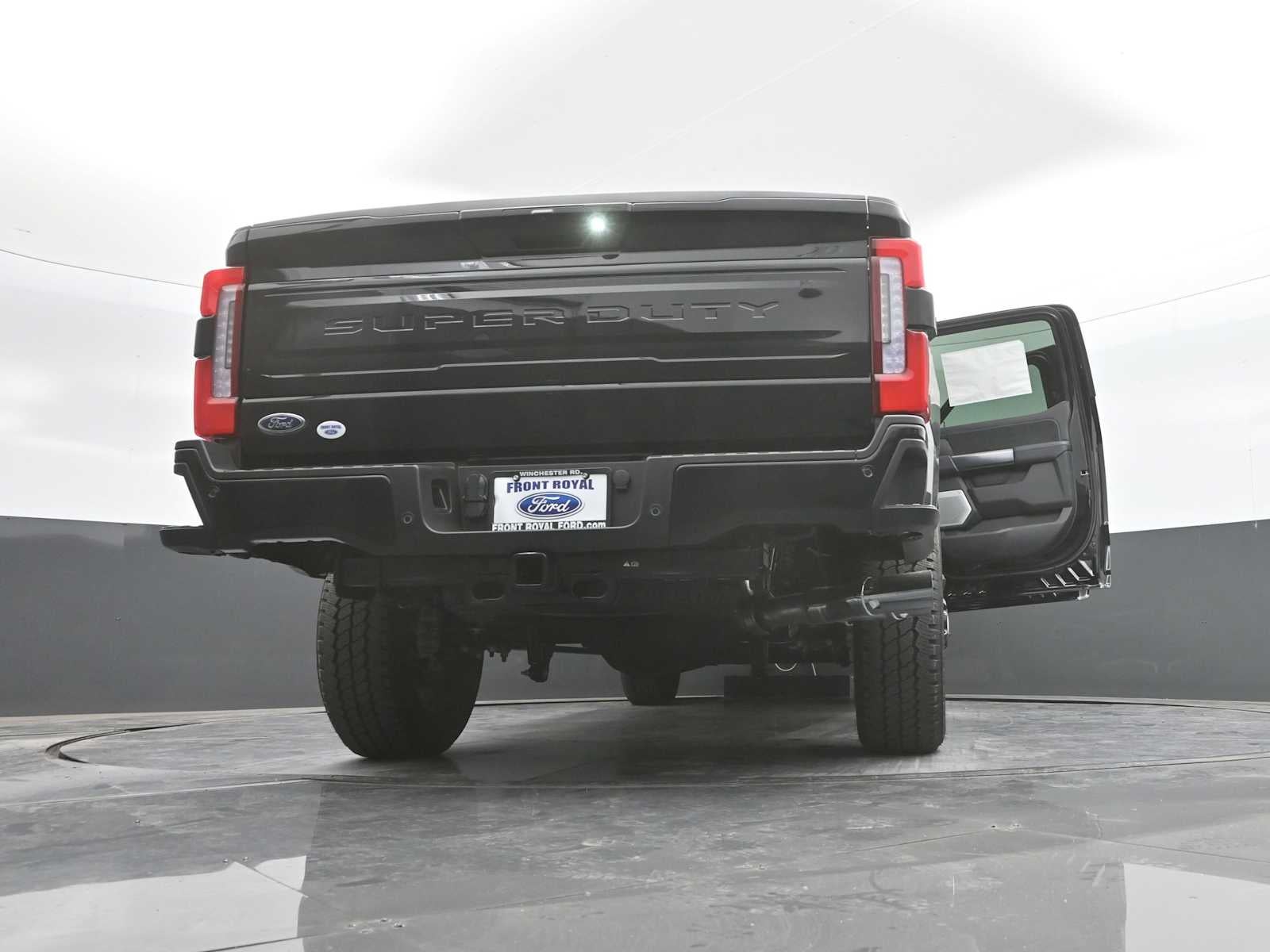 2026 Ford Super Duty F-250 SRW Platinum