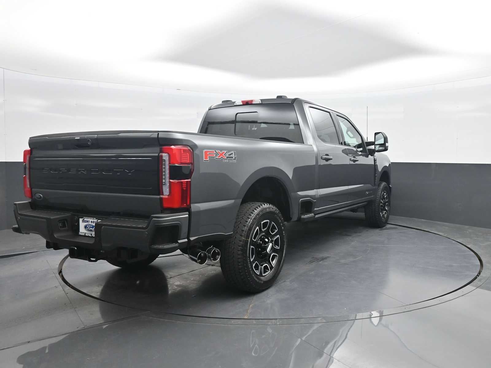 2026 Ford Super Duty F-250 SRW Platinum