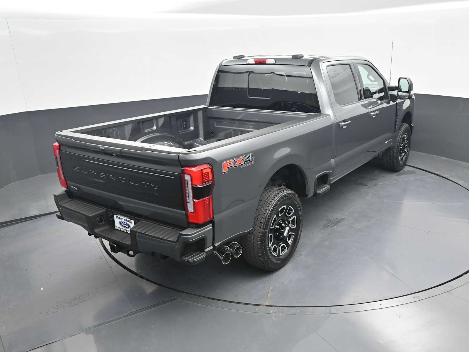 2026 Ford Super Duty F-250 SRW Platinum