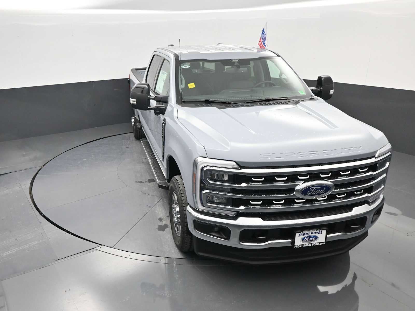 2026 Ford Super Duty F-350 SRW LARIAT